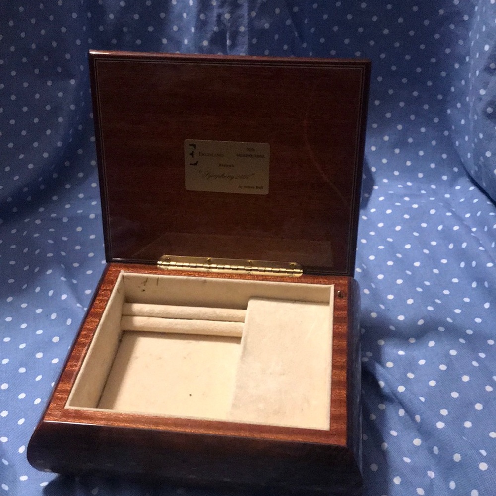Austrian Jewelry Box - Picture 3 of 5